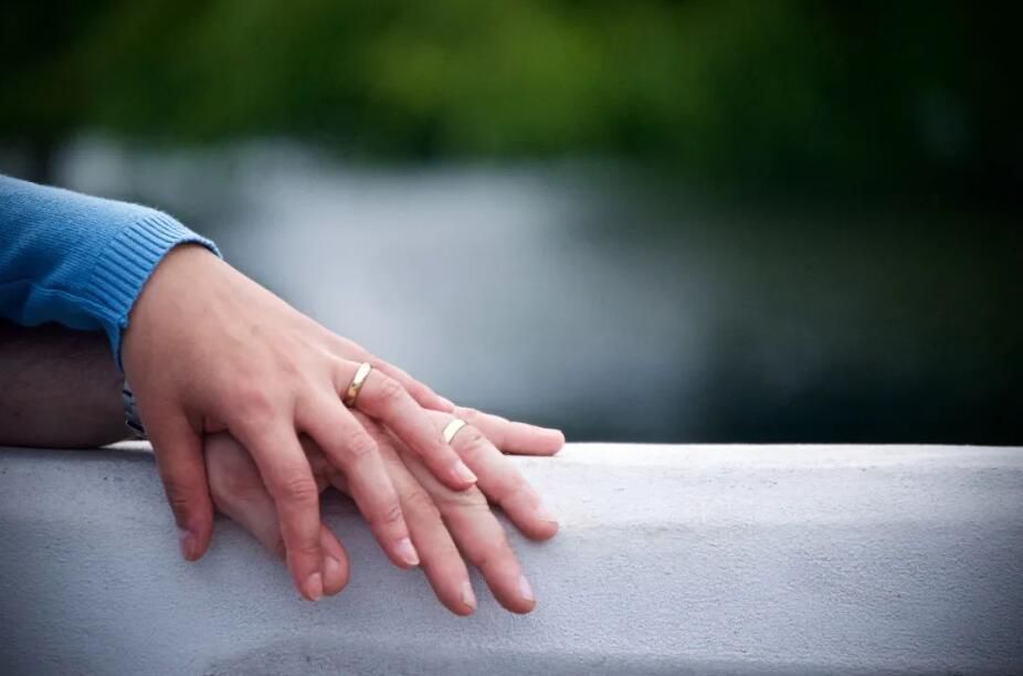北京离婚律师咨询：家暴离婚如何争取权益？