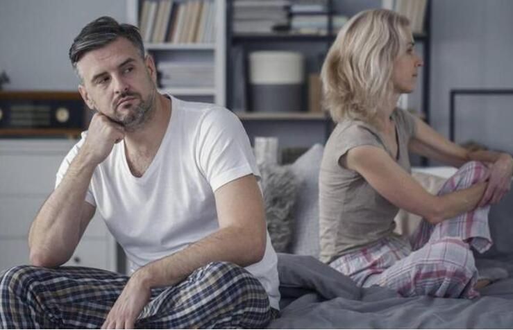 婚外情是否构成刑事责任?